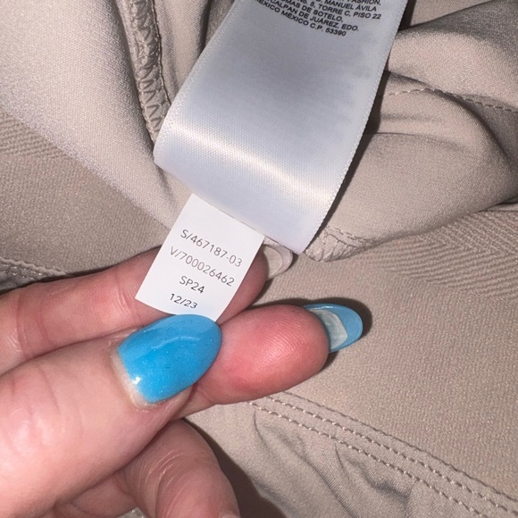 Athleta Endless High Rise Cargo Pants Abalone size 10 Sporty Casual Outdoor - Picture 5 of 5